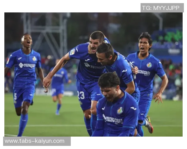 马略卡vs赫塔费：塞尔希-达德尔、韦达特-穆里奇首发，马约拉尔、马里奥-马丁出战